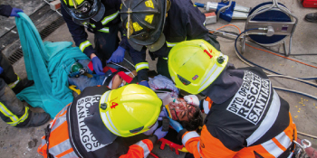 Bomberos de Santiago lanza campaña para sumar nuevos socios