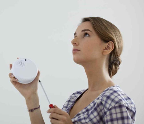 Detectores de humo domésticos: una buena solución para detectar incendios en forma oportuna.