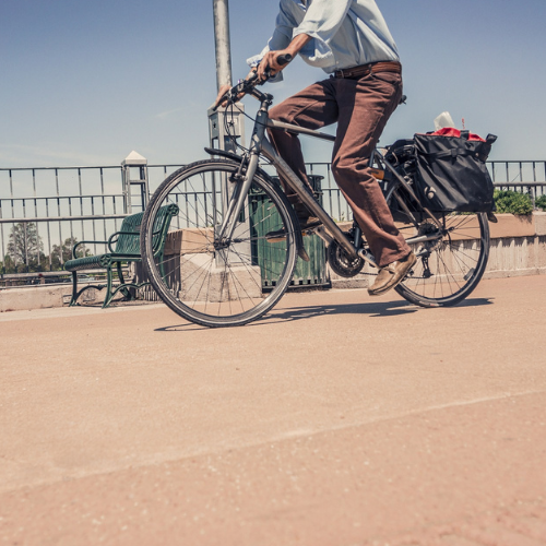 ¿Cómo realizar viajes seguros en bicicleta?